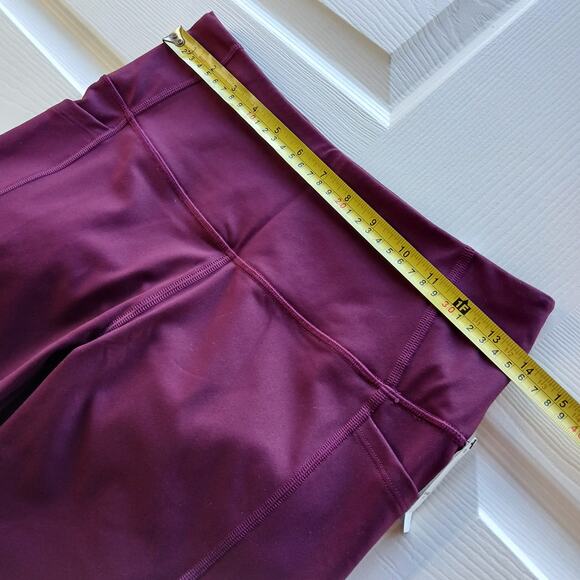 Victoria Sport Knockout Pocket Capri Leggings M plum purple VSD activewear - Picture 8 of 12
